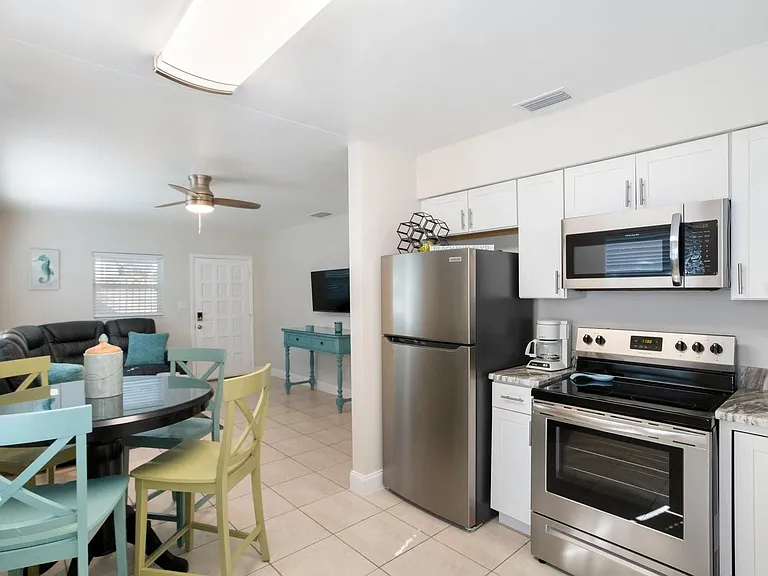 1253 Friar Tuck Ln #1253 — Photo 9