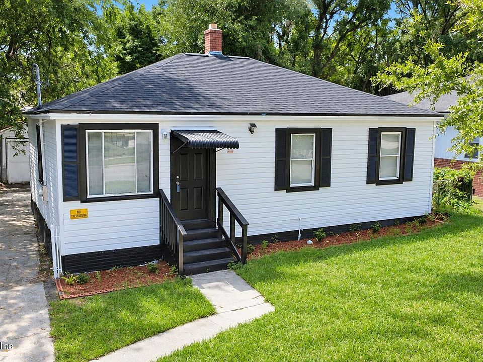 1st image of 628 E 59TH Street