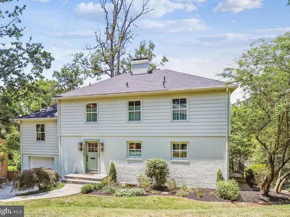 3635 Trinity Dr, Alexandria, VA 22304