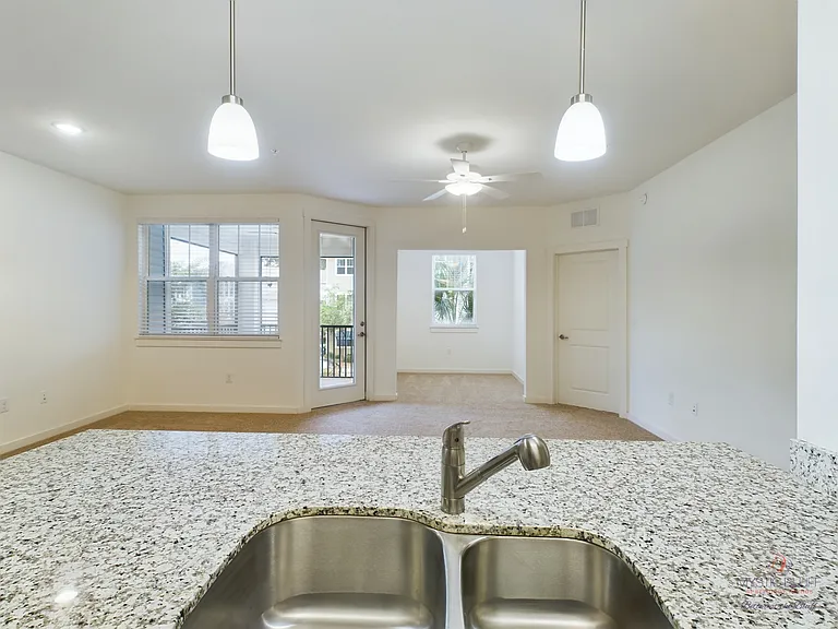 Mystic Bluff Apartments — Photo 139