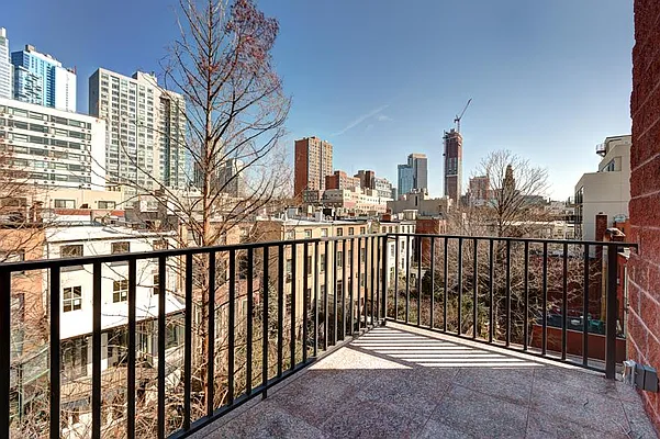 Rented by Brooklyn Bridge | media 14