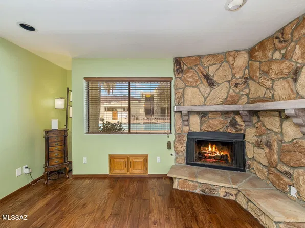 7832 N La Canada Dr, Tucson, AZ 85704