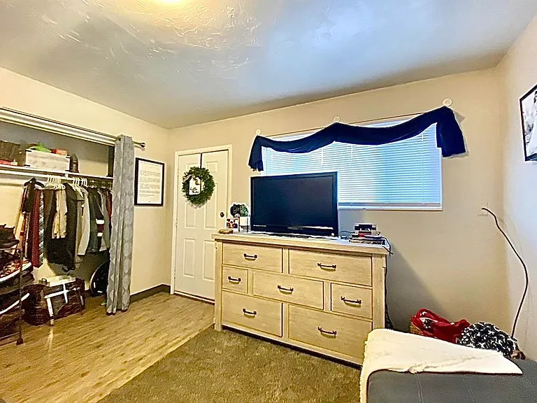 620 E 600 N #3 — Photo 5