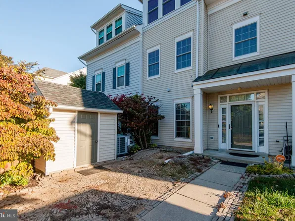 8723 Grape Arbor Way, Odenton, MD 21113