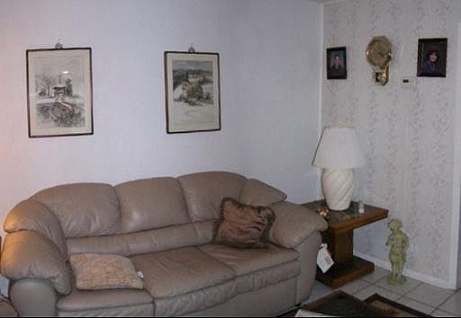 5th image of 6011 TOWN CREEK DR