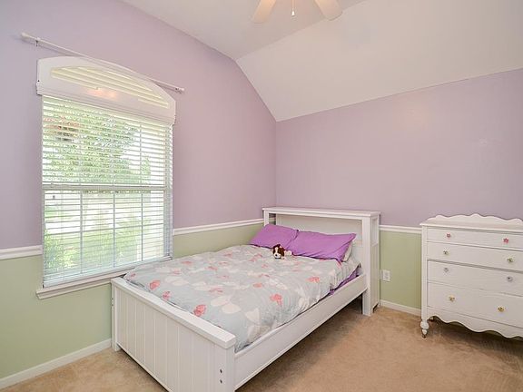 5th image of 12715 Benton Park Ln