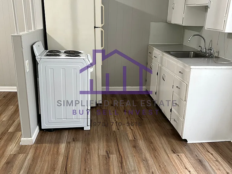 156 Holland St #5 — Photo 1