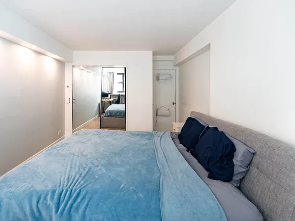 335 East 51st Street LD image 8 of 9