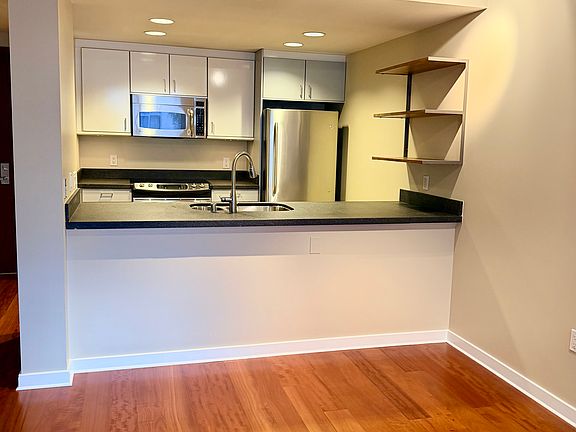 Open Kitchen