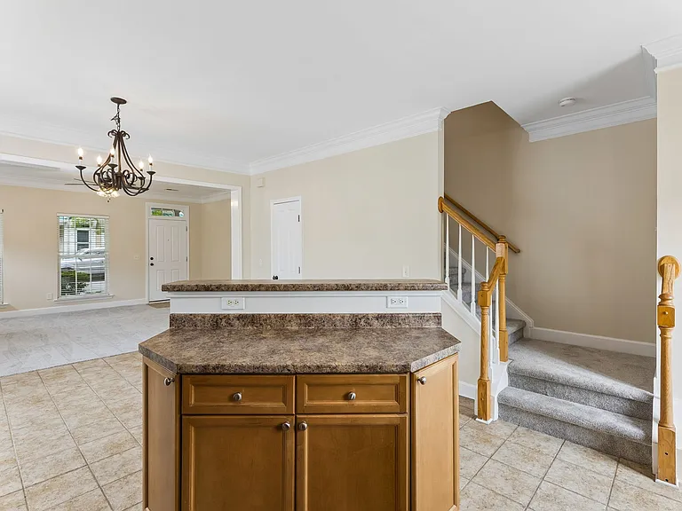 7855 Heaton Way — Photo 16
