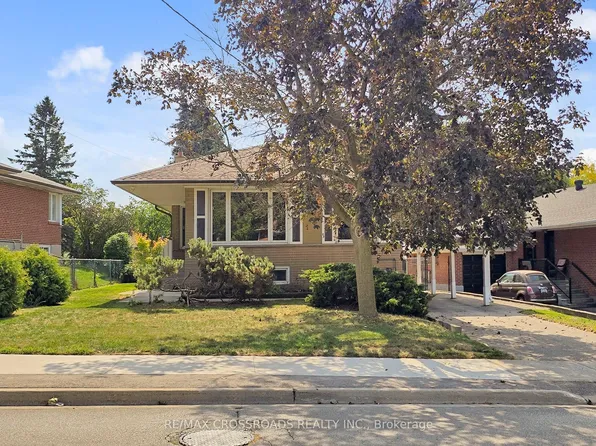 55 Elvaston Dr, Toronto, ON M4A 1N2