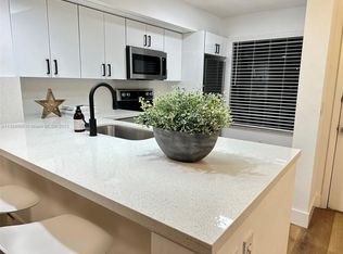 202 Lake Pointe Dr APT 104, Fort Lauderdale, FL 33309
