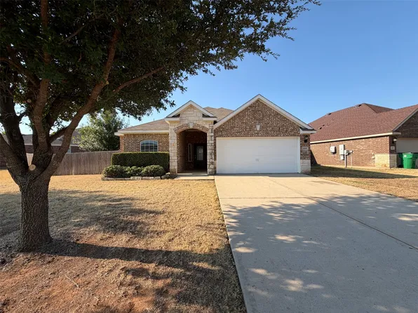 4101 Tower Ln, Crowley, TX 76036