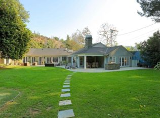 9617 Arrowood Dr, Beverly Hills, CA 90210