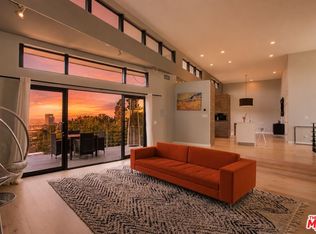 3223 Tareco Dr, Los Angeles, CA 90068