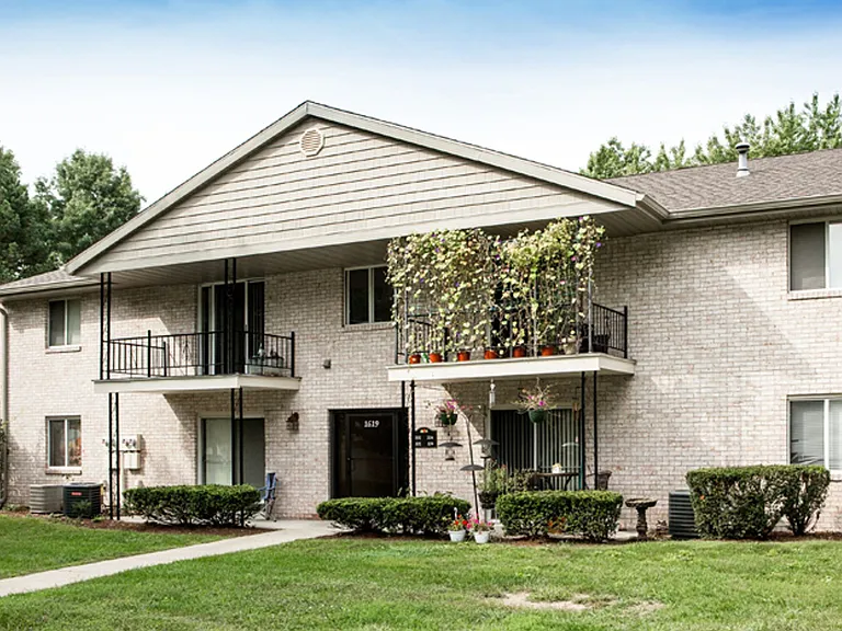 Avalon Woods Apartment Homes — Photo 26