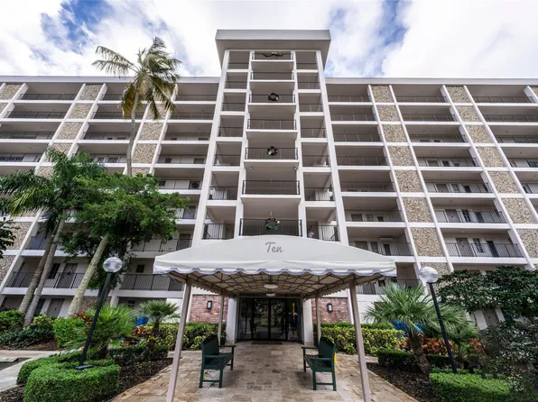 3150 N Palm Aire Drive #803, Pompano Beach, FL 33069