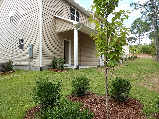 140 Rosewood Pl #140 — Photo 6