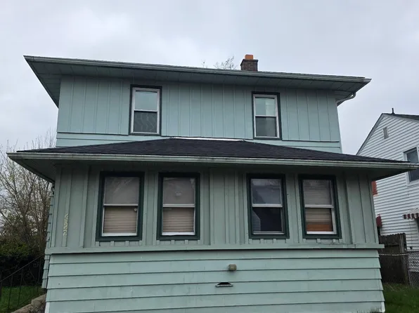 2022 Roger St, South Bend, IN 46628