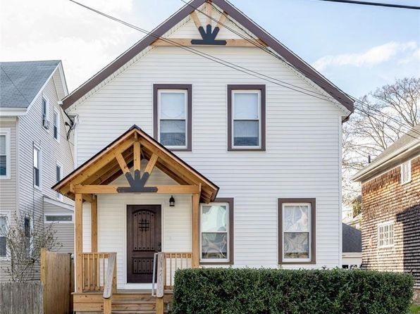 18 Hall Ave