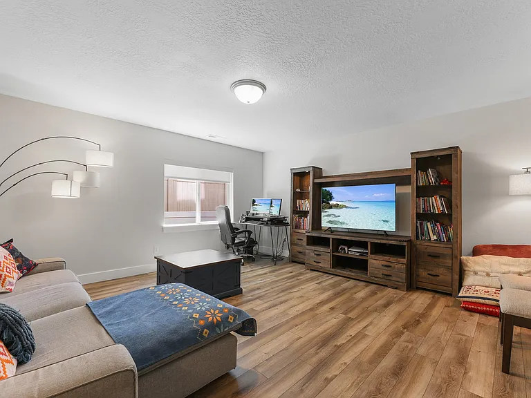 14706 S Glacial Peak Dr — Photo 15