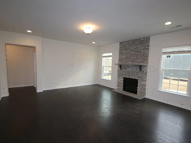 8404 Golden Stone Ln — Photo 3