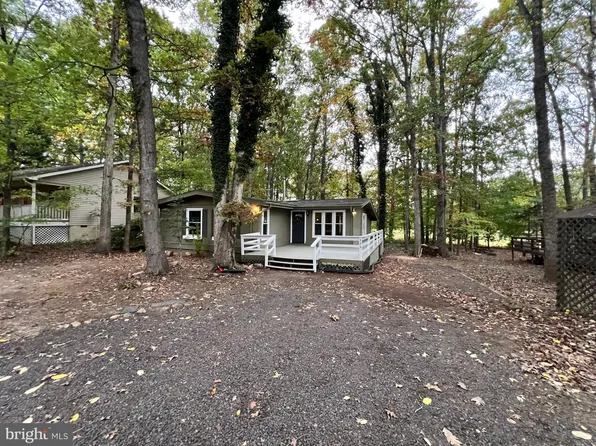 535 Mount Pleasant Dr, Locust Grove, VA 22508