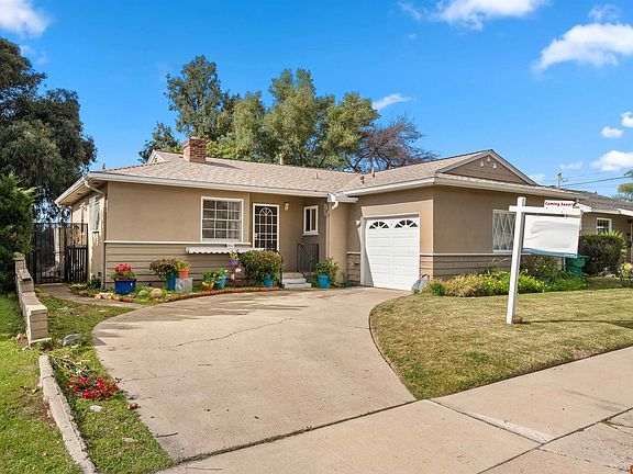 2nd image of 4867 Loukelton Way
