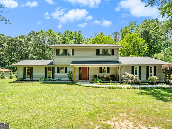 235 Julie Rd, Tyrone, GA 30290