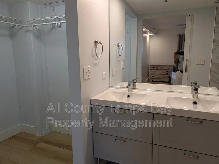 7430 Sunshine Skyway Ln S #201 — Photo 9