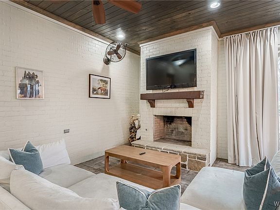 5th image of 6312 Woodlands Trail Pl