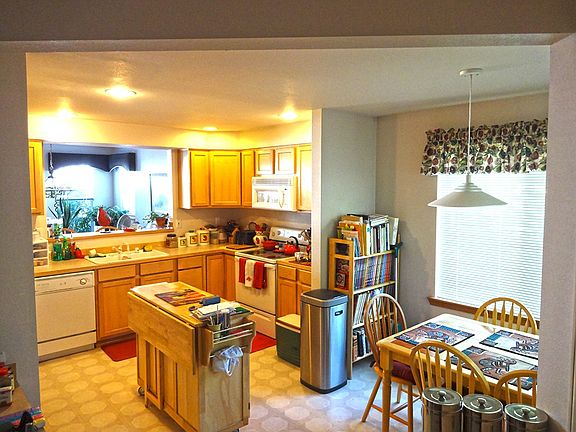 5th image of 2201 192nd St SE APT H2