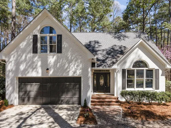 2117 Carriage Way, Chapel Hill, NC 27517