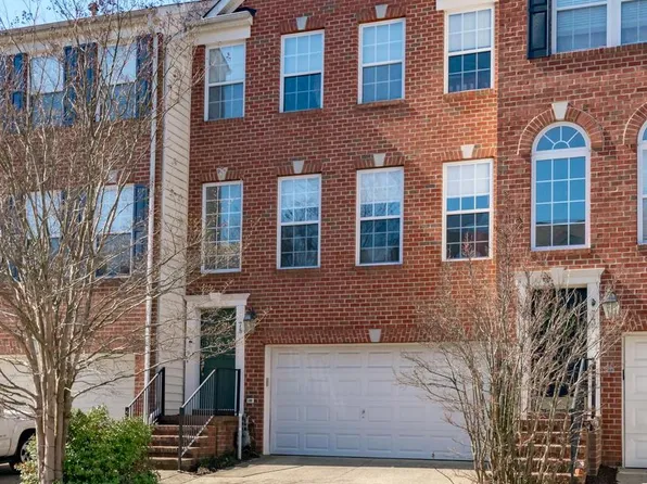 75 Two Rivers Dr, Edgewater, MD 21037