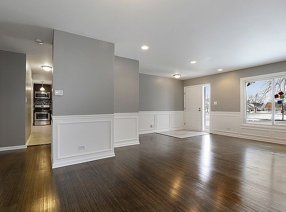 2nd image of 4609 Jefferson Dr
