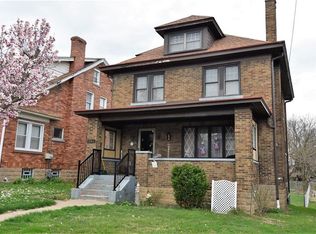 261 E James St, Homestead, PA