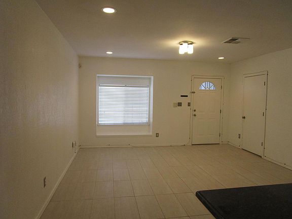 4th image of 12524 Angie Bombach Ave