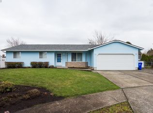 600 NE Country Club Pl, Gresham, OR 97030