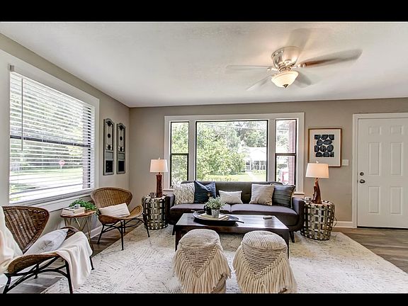 5th image of 4064 Ernest St