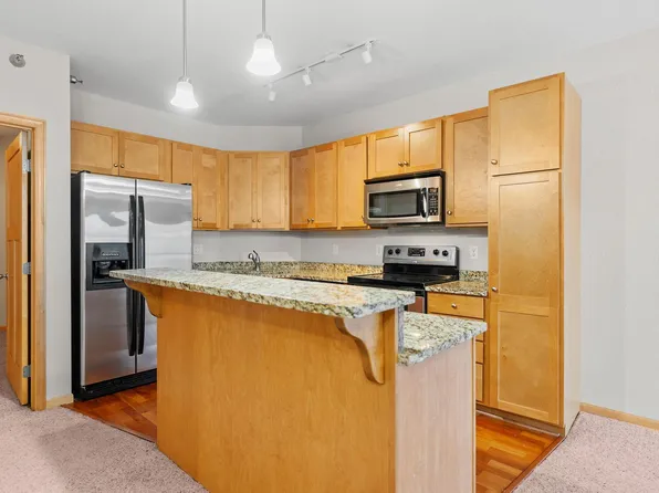 1155 Ford Rd APT 406, Saint Louis Park, MN 55426