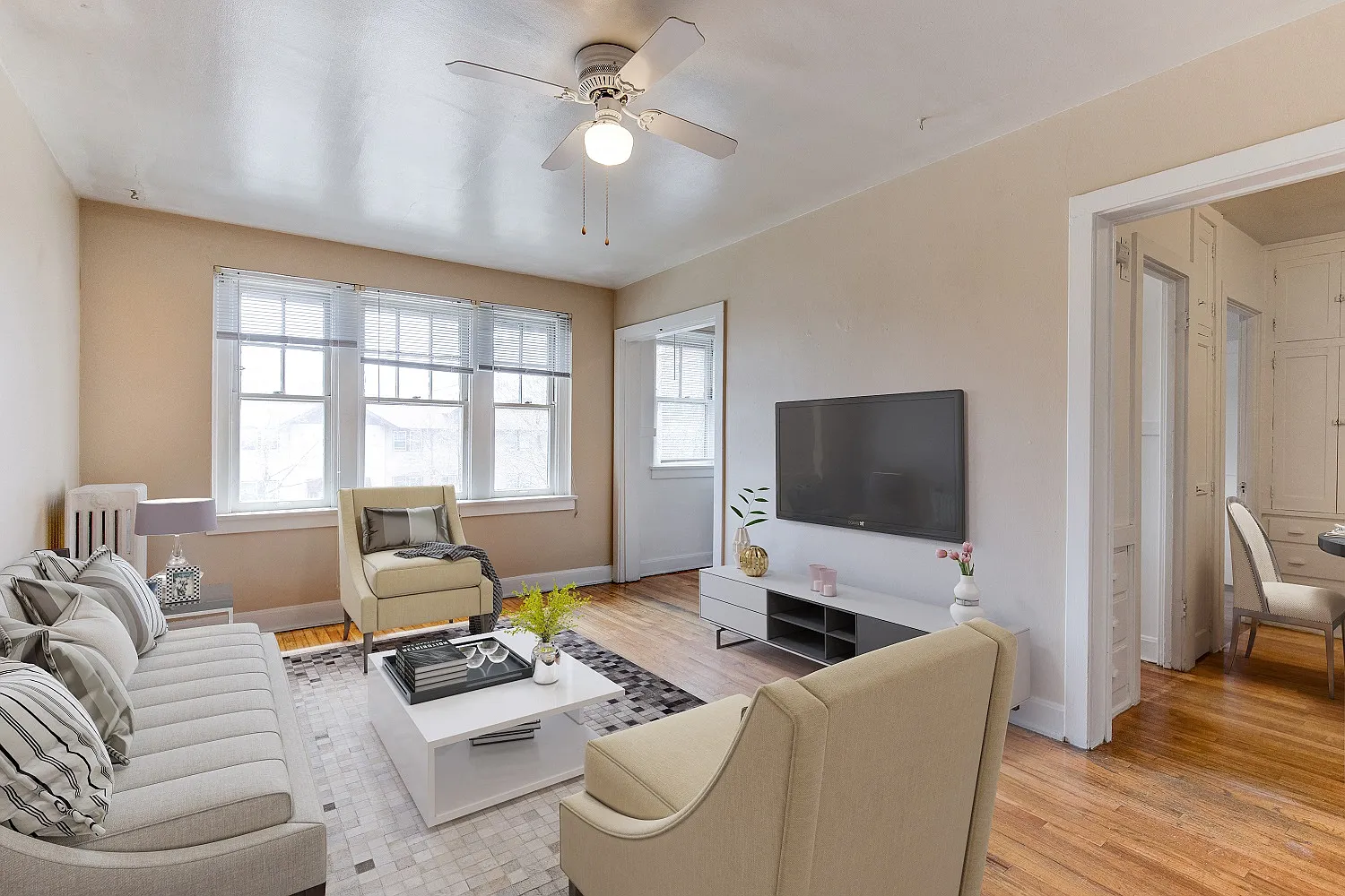 East Evans Apartments — Photo 1
