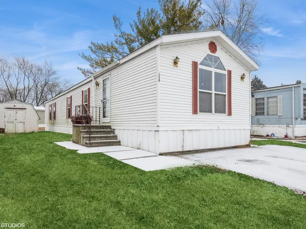 165 Carriage Ln, Sauk Village, IL 60411