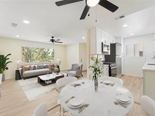 1382 Via Santiago Unit D, Corona, CA 92882