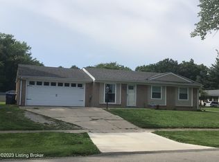 500 E Blue Jay Rd, Louisville, KY 40229