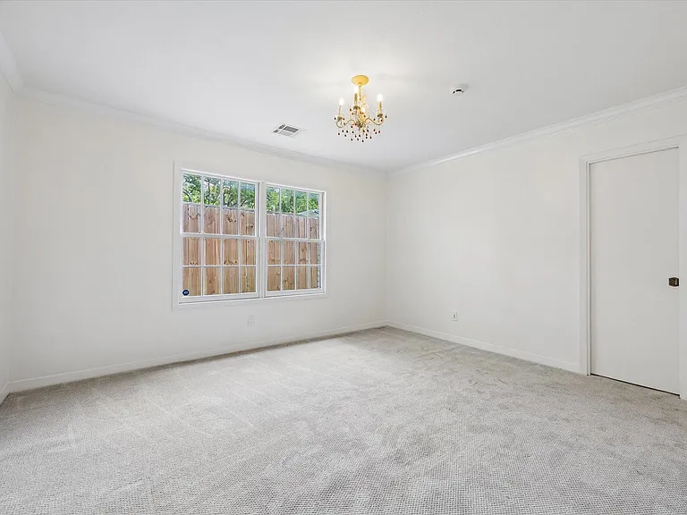 5210 Meadow Lake Ln — Photo 16