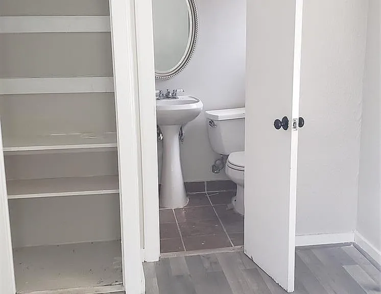 912 Jennetta St — Photo 10