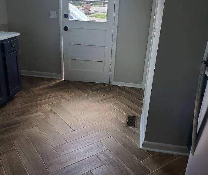2601 Vance Ave — Photo 3