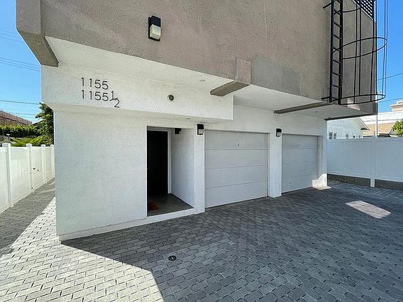 Unit exterior with garage