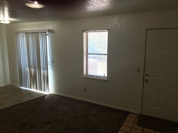 3rd image of 1932 E Lindsey St APT 204