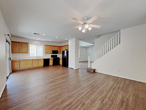 4th image of 3520 Ashford Grove St